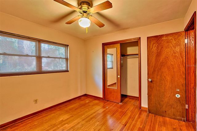 1919 NW 4TH AVENUE, Gainesville, FL 32603