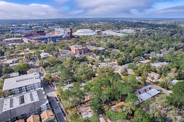 1919 NW 4TH AVENUE, Gainesville, FL 32603