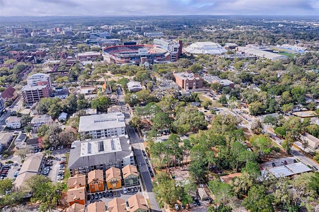 1919 NW 4TH AVENUE, Gainesville, FL 32603