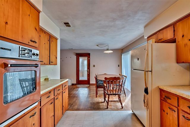 1919 NW 4TH AVENUE, Gainesville, FL 32603