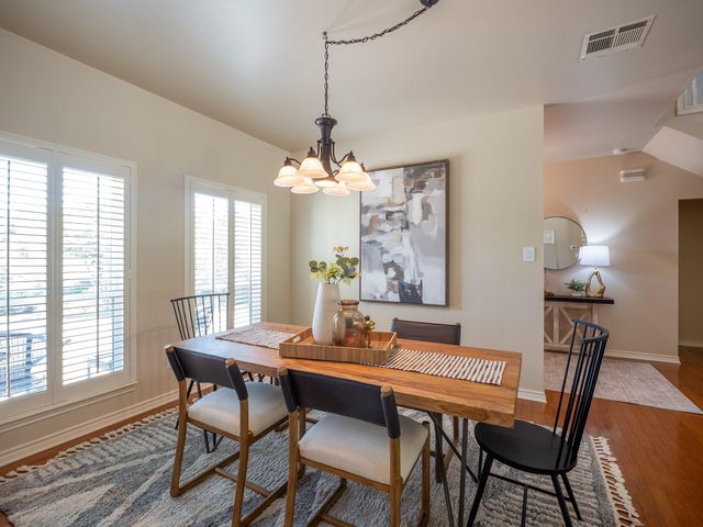 608 Flamingo CV, Lakeway, TX 78734