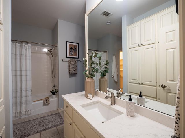 608 Flamingo CV, Lakeway, TX 78734