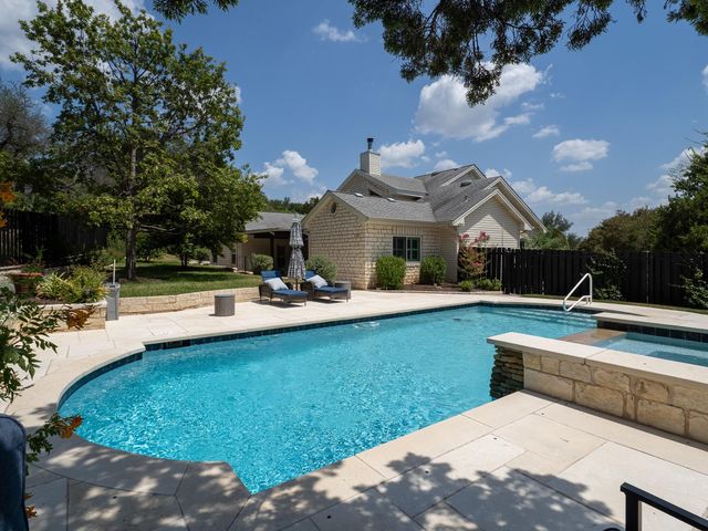608 Flamingo CV, Lakeway, TX 78734