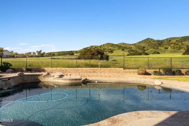 6051 Mescallero Place, Simi Valley, CA 93063