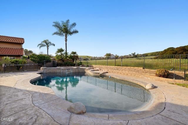 6051 Mescallero Place, Simi Valley, CA 93063