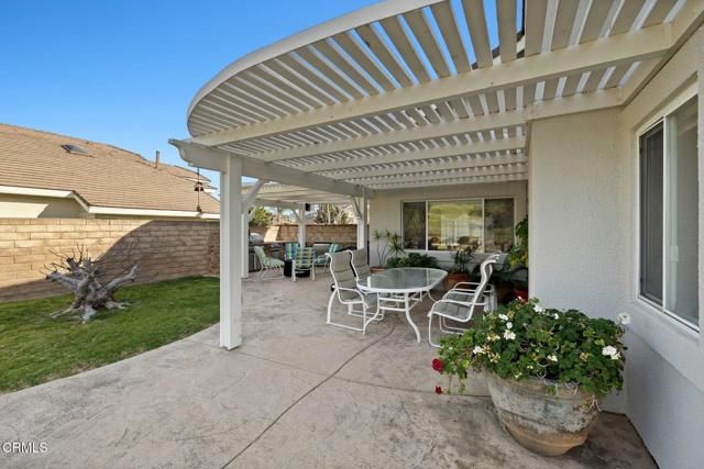 6051 Mescallero Place, Simi Valley, CA 93063