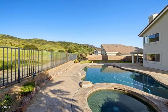 6051 Mescallero Place, Simi Valley, CA 93063