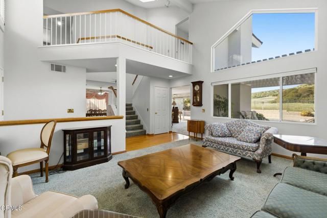 6051 Mescallero Place, Simi Valley, CA 93063