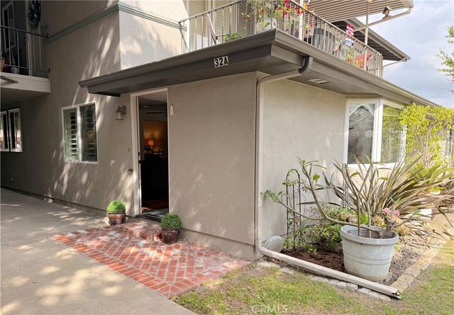1860 Saint John Road 32A, Seal Beach, CA 90740