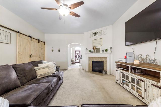 5914 Annatto Drive, Baytown, TX 77521