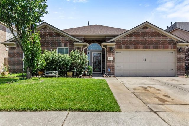 5914 Annatto Drive, Baytown, TX 77521