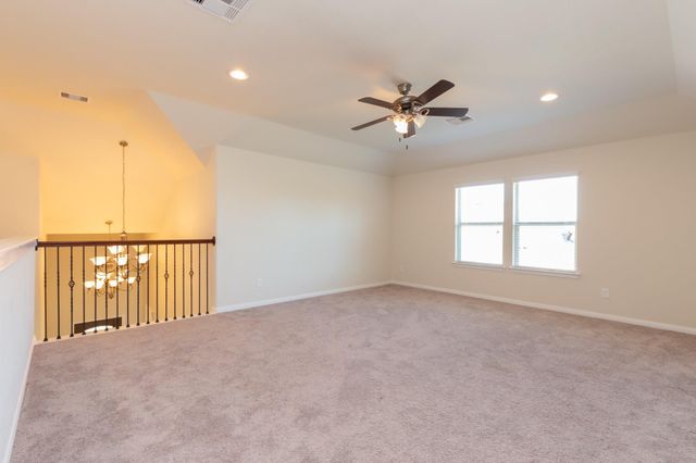 10 Log House Court, Tomball, TX 77375