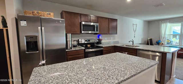 5960 CREEKSIDE CROSSING Drive, Jacksonville, FL 32210