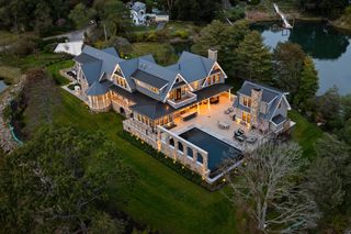 140 Livingstone Ave, Beverly, MA 01915