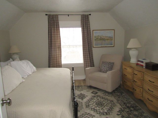 230 5th Street, Burr Oak, MI 49030