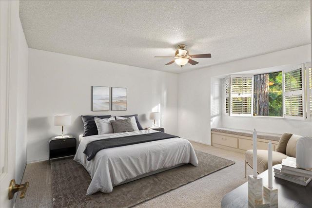 2280 Hurley Way #32, Sacramento, CA 95825