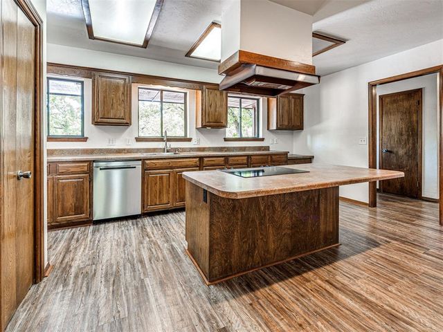 3521 N Bryant Avenue, Edmond, OK 73034