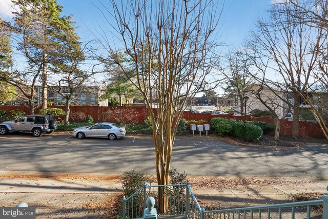 128 REES PL, Falls Church, VA 22046