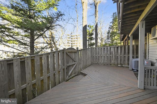 128 REES PL, Falls Church, VA 22046