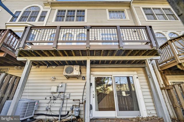 128 REES PL, Falls Church, VA 22046