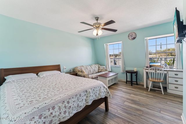 2200 S Palmetto Avenue F020, South Daytona, FL 32119