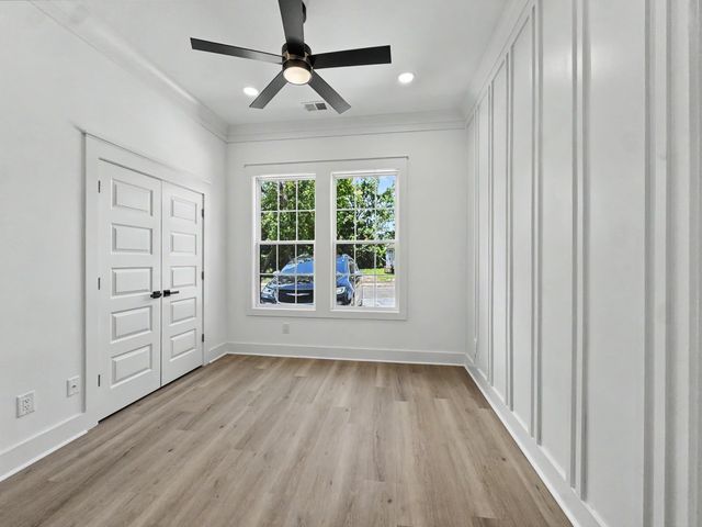 2233 Clinton Street, North Charleston, SC 29405