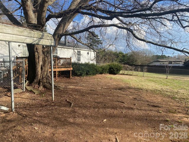 1011 Kiser Dairy Road, Dallas, NC 28034