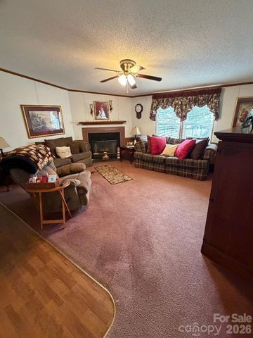 1011 Kiser Dairy Road, Dallas, NC 28034