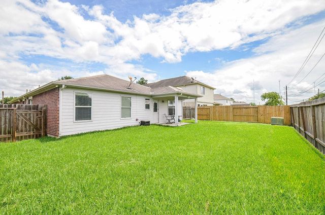 1910 Poco Drive, Missouri City, TX 77489