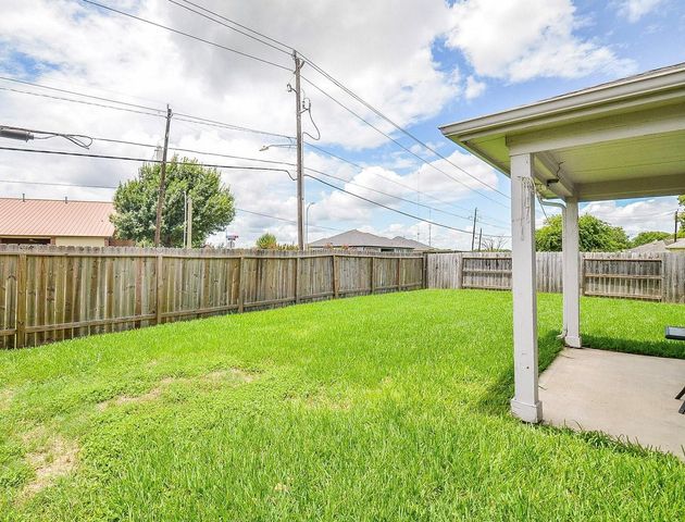 1910 Poco Drive, Missouri City, TX 77489