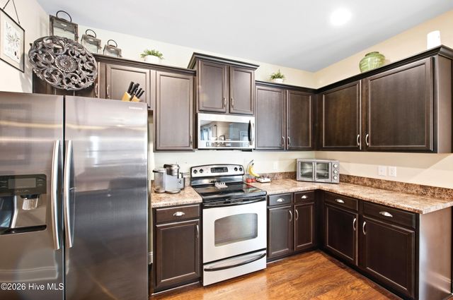 422 Chablis Way, Wilmington, NC 28411
