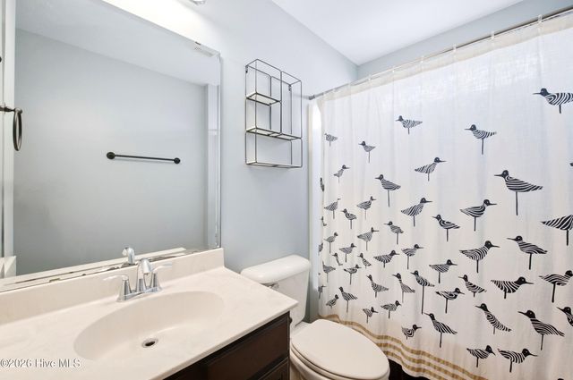 422 Chablis Way, Wilmington, NC 28411