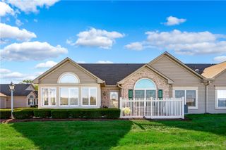 2043 Winchester Ct, Connoquenessing Twp, PA 16053