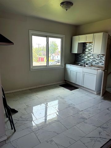 9925 Mcquade Street, Detroit, MI 48206