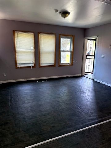 9925 Mcquade Street, Detroit, MI 48206