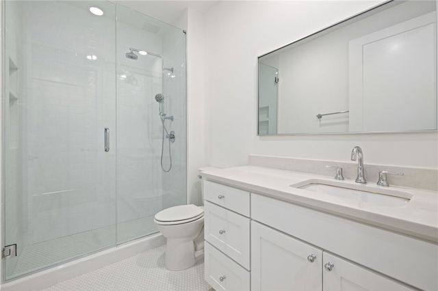 4613 S 47th Street, Rogers, AR 72758