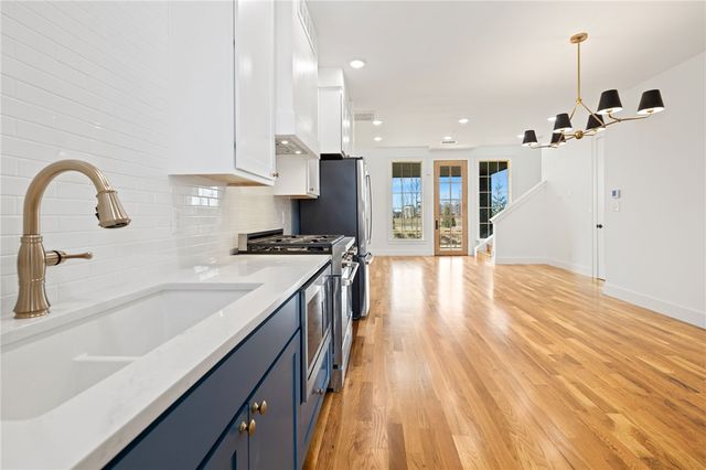 4613 S 47th Street, Rogers, AR 72758