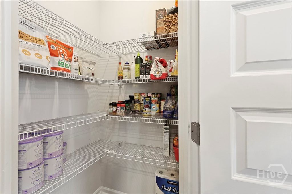 Image 13 of property listing at 123 Binscombe Lane, Pooler, GA 31322