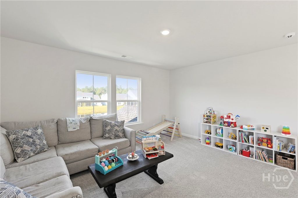 Image 19 of property listing at 123 Binscombe Lane, Pooler, GA 31322