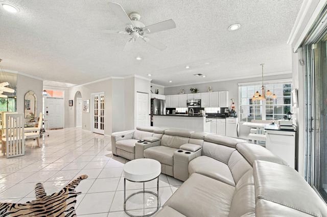 12335 NW 10th Drive B-5, Coral Springs, FL 33071
