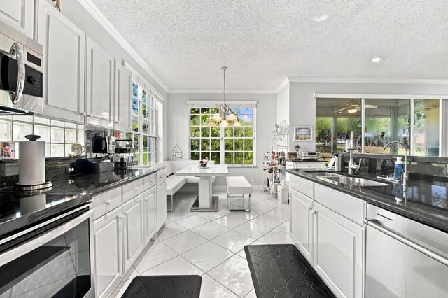 12335 NW 10th Drive B-5, Coral Springs, FL 33071