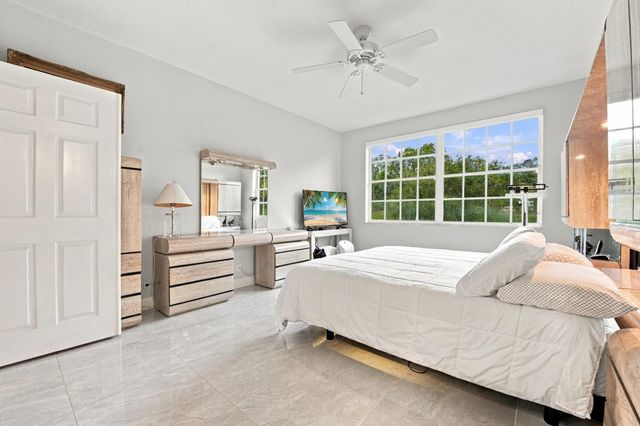 12335 NW 10th Drive B-5, Coral Springs, FL 33071