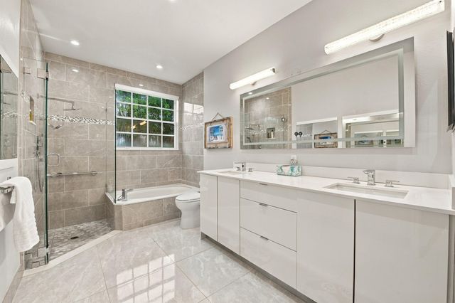 12335 NW 10th Drive B-5, Coral Springs, FL 33071