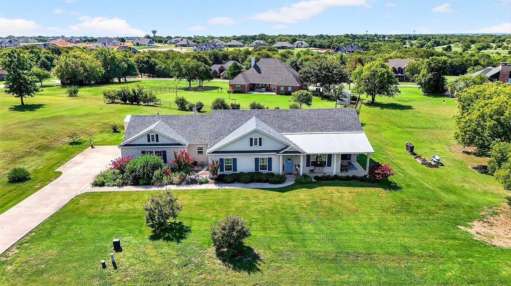 131 Whispering Winds Drive, Gunter, TX 75058