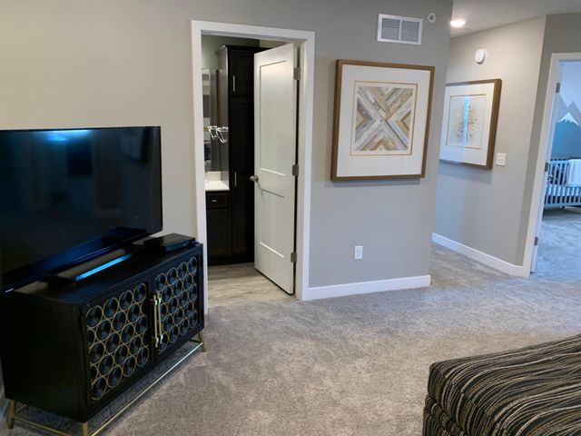 4825 Martingale Drive, Woodbury, MN 55129