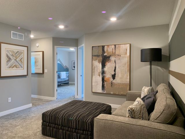4825 Martingale Drive, Woodbury, MN 55129