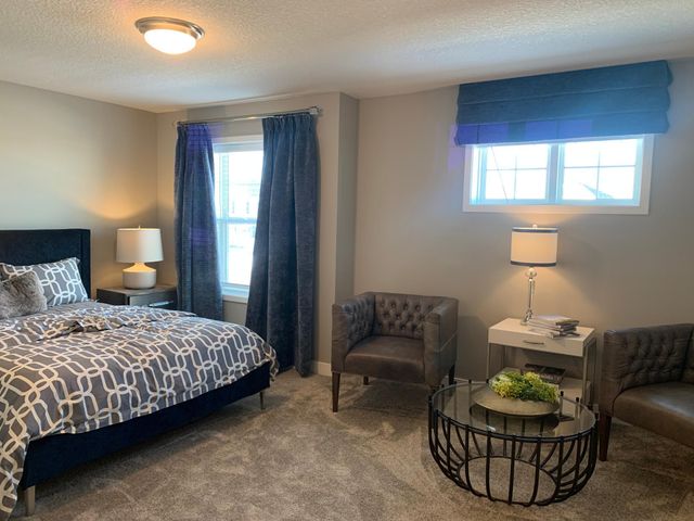 4825 Martingale Drive, Woodbury, MN 55129