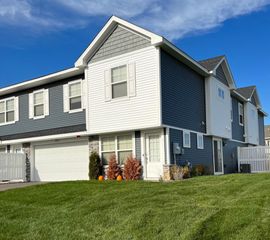 4825 Martingale Drive, Woodbury, MN 55129