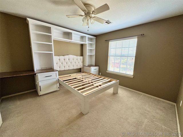14901 E 87th Place N, Owasso, OK 74055