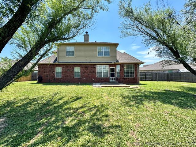 14901 E 87th Place N, Owasso, OK 74055